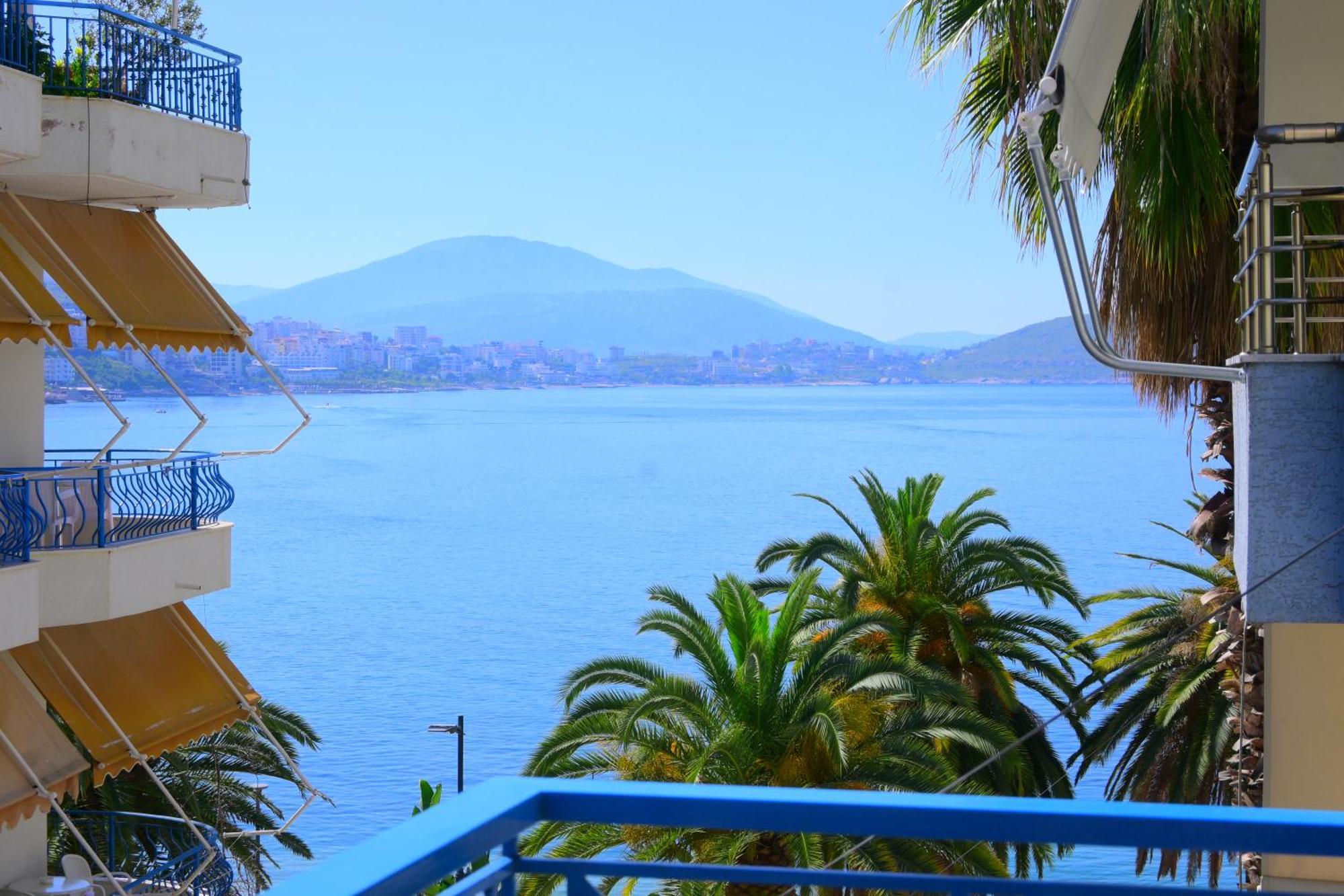 Eleana'S Apartament Sarandë Habitación foto
